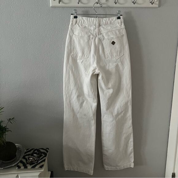 Abrand A '94 High & Wide Distressed Jeans in White Wash - Picture 4 of 8